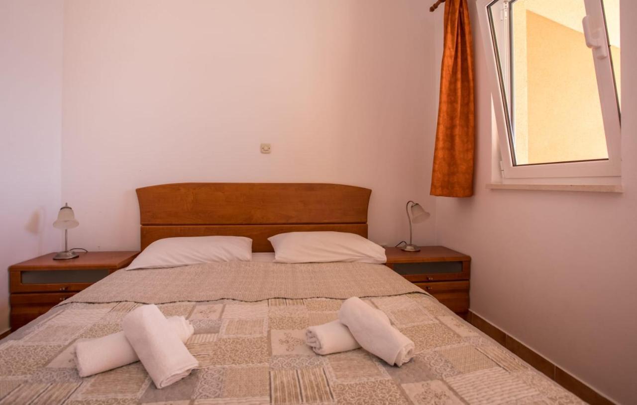 Apartmani Nikoletic Klek Kültér fotó