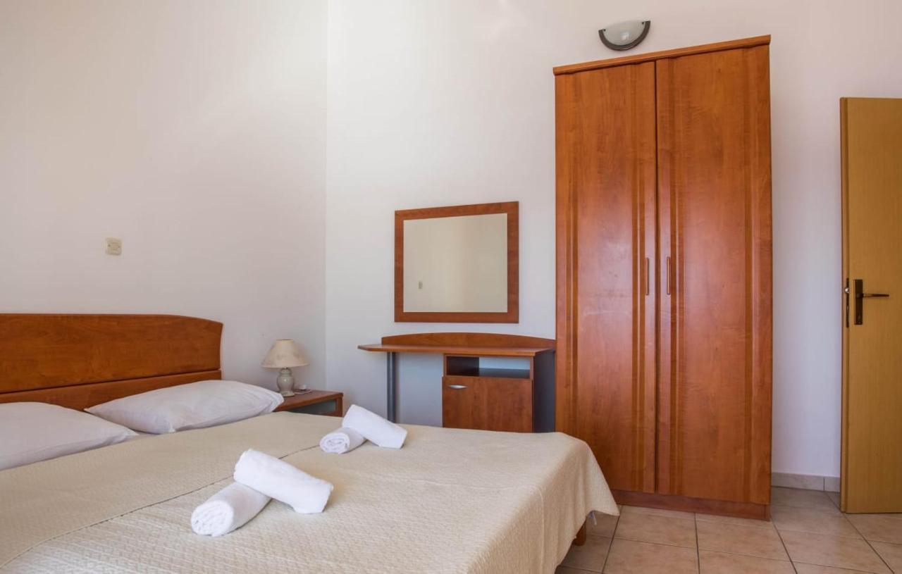 Apartmani Nikoletic Klek Kültér fotó