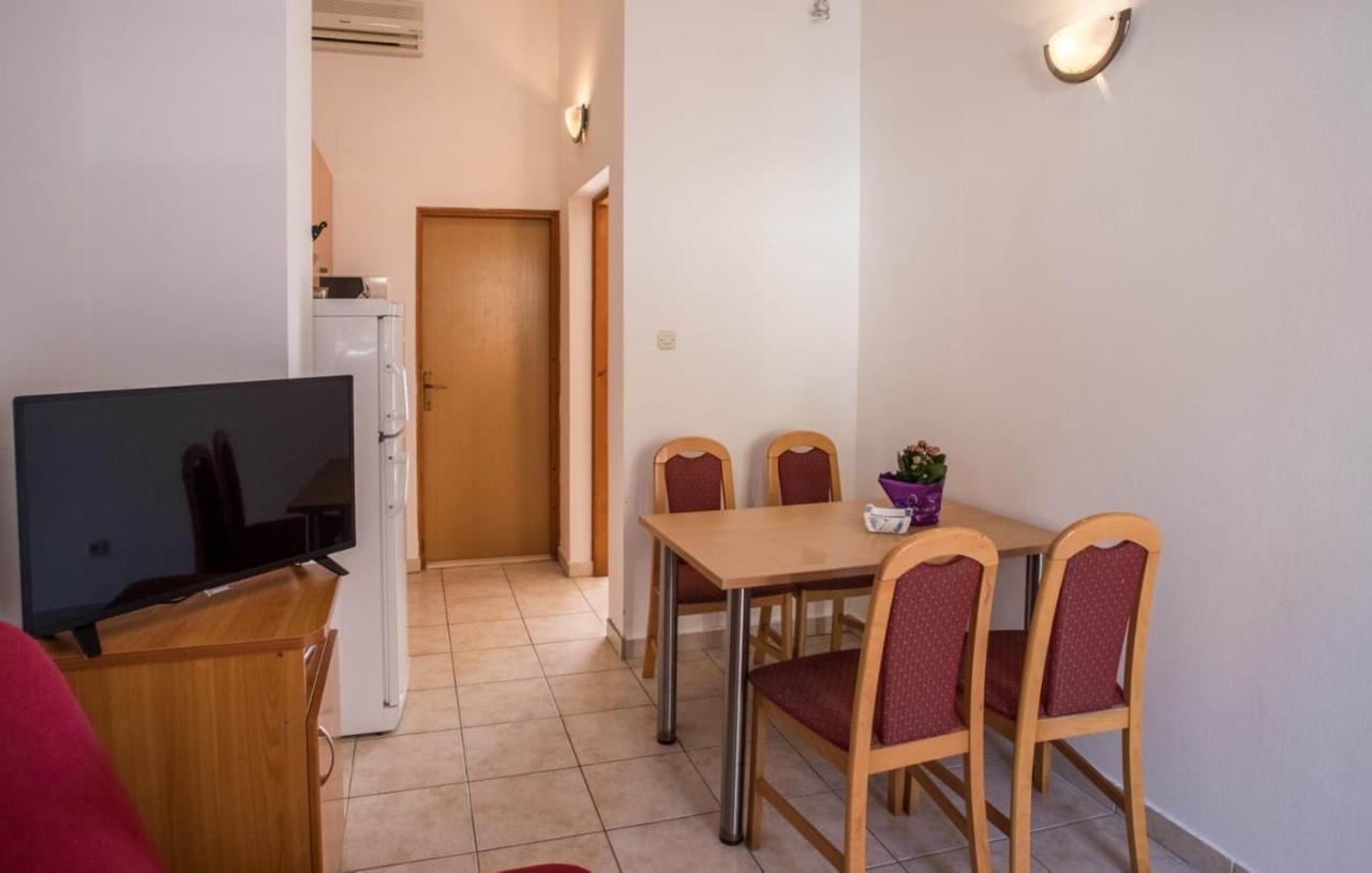 Apartmani Nikoletic Klek Kültér fotó
